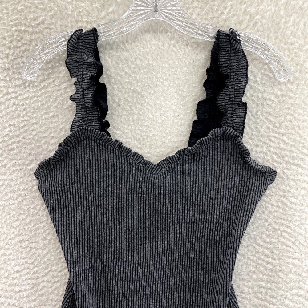 Pink Lily Grey Striped Ruffle Straps Stretch One Piece Bodysuit Womens M Medium